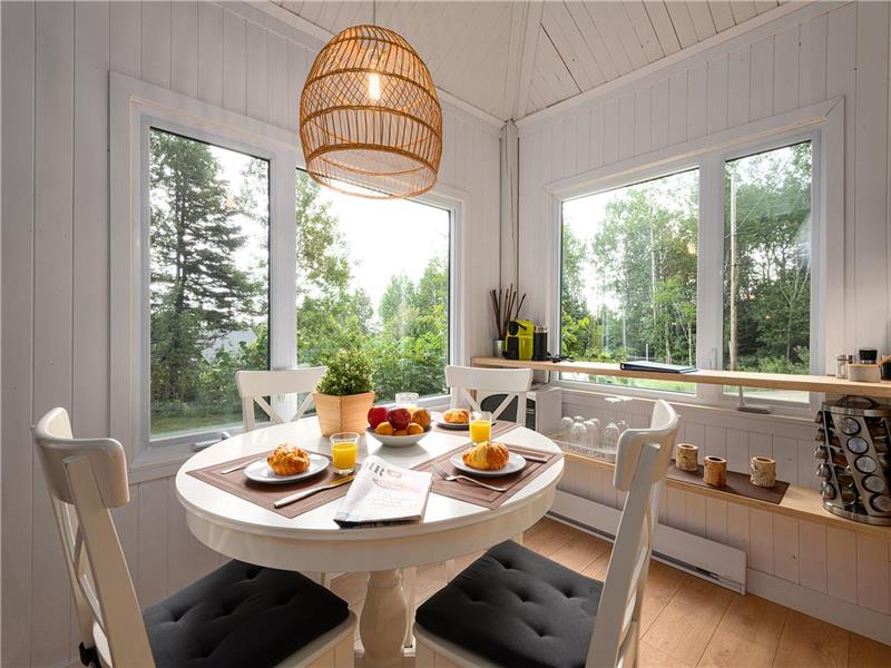 Hôtel à la maison - CABAN 49, nature, forêt et spa