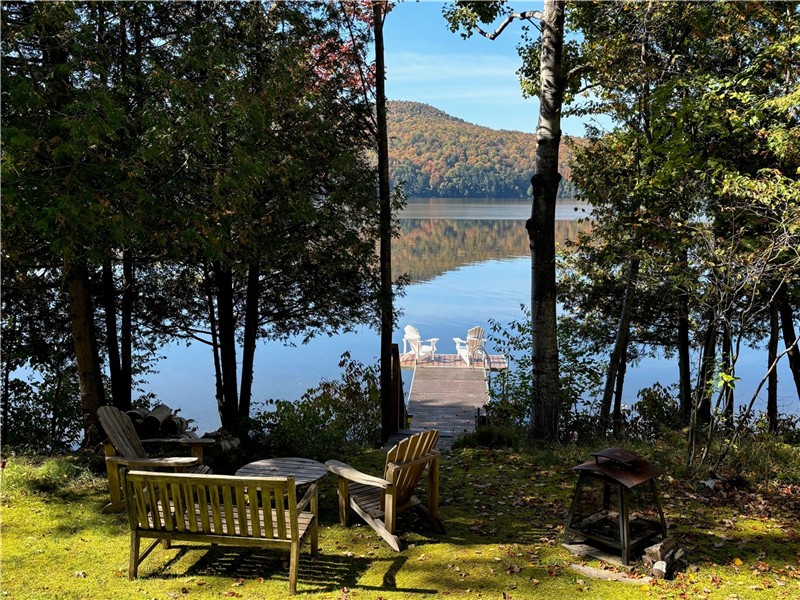 Chalet bois rond rénové | Bord du lac Massawippi, North Hatley