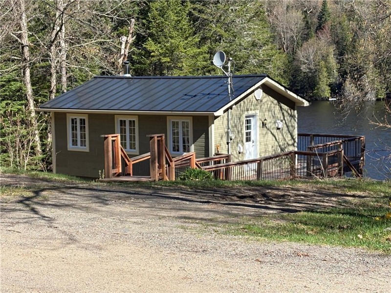 Le Mont-Pierre SAISONNIER-