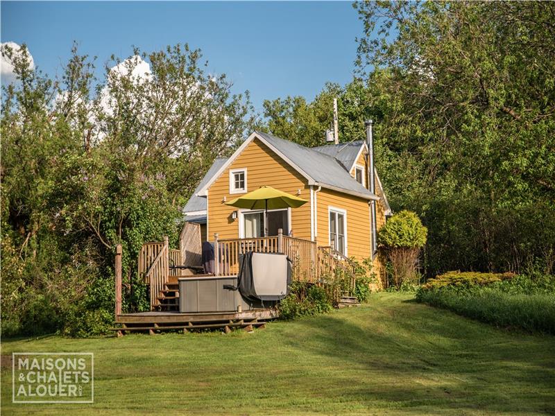 La Petite Maison De Trenholm Trenholm Cottage Rental Di 149 Chaletsauquebec