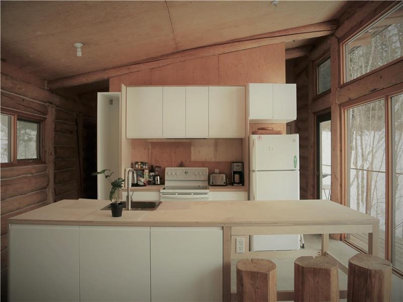 Waterfront cottage, 10 person, spa