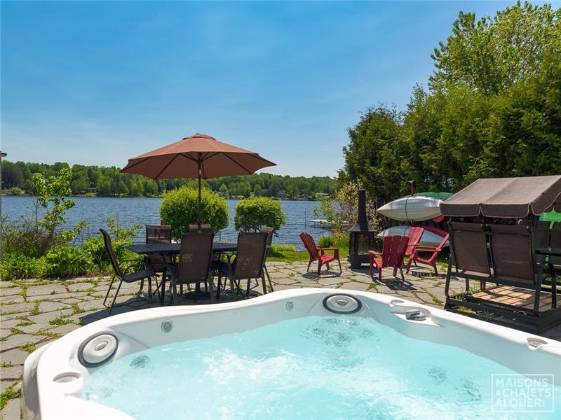 Les Pieds dans l'Eau