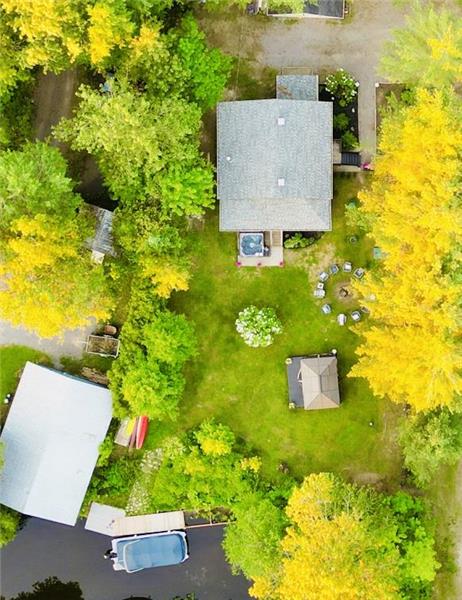 Neon Summer: Spa, Kayaks, Biking, Fishing, Heated Terrace, Retro Games & Family Fun