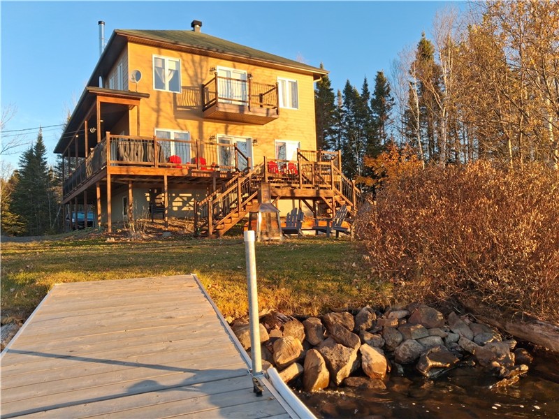 Escapade au chalet, le chalet Moment présent