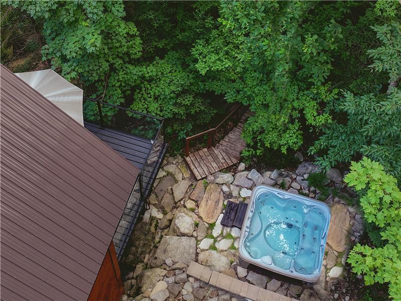 Spa privé, foyer au bois, forêt et canot | Terrasses Kedros