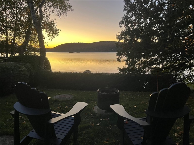 Le chalet Brun (au bord du lac, dans la nature & près des montagnes)