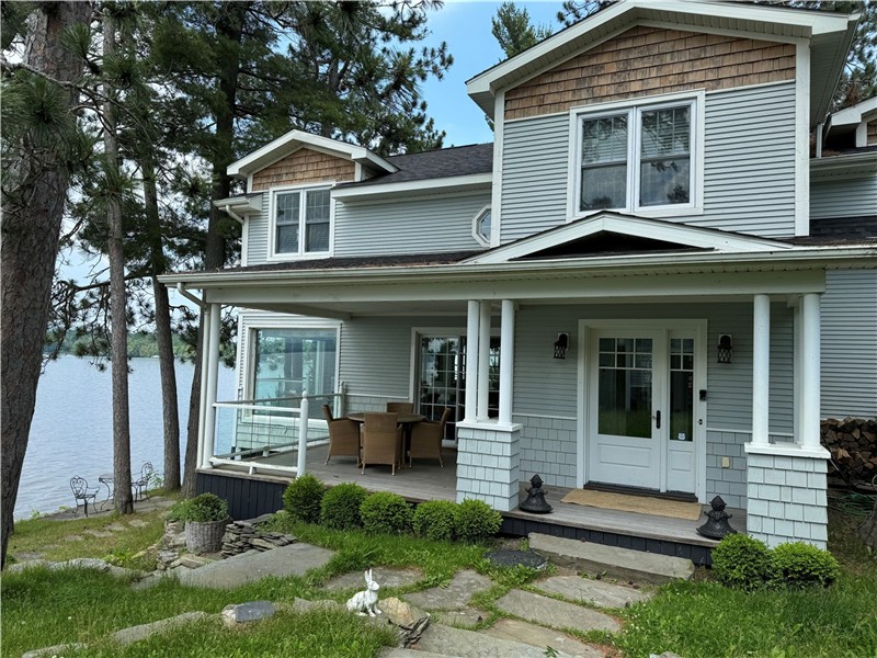 A million dollar view by the lake