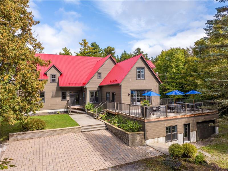 Le Relais International,St-Bernard de Lacolle,Grande capacité,Directement sur le Golf -CITQ297209