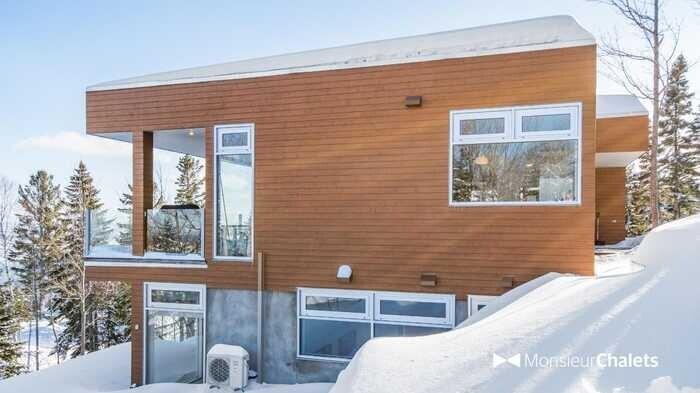 VERSANT-46 | View on the river