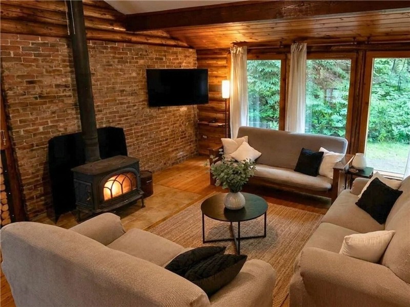 *PASSION CHALETS* | LA TANIÈRE DES BOIS | BOIS ROND - SPA - FOYERS - BABY-FOOT - HOCKEY SUR AIR - TV