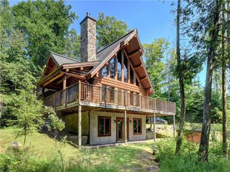 Luxury log cabin by the lake - Le - Mont-Tremblant Cottage Rental | DI ...