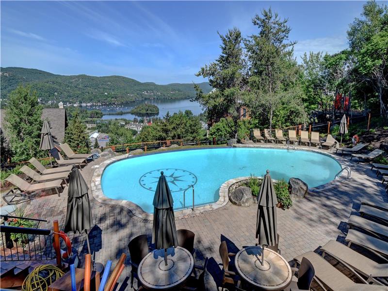 Equinoxe Tremblant 150-5 |  Pool (summer) & hot tub