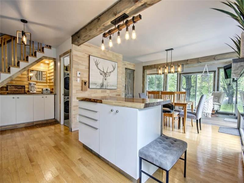 Chalet Blanc - Bord de l'eau **50% de RABAIS en semaine**