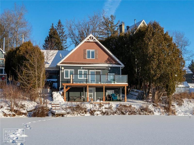 Au Versant de la Baie