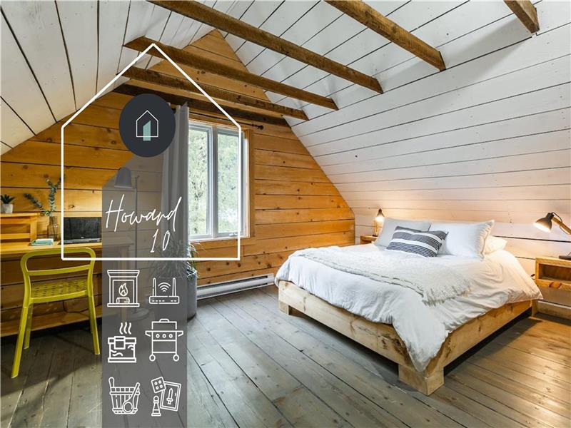 Le 10 - Spa, Sauna, Shower, Bromont, Lac-Brome