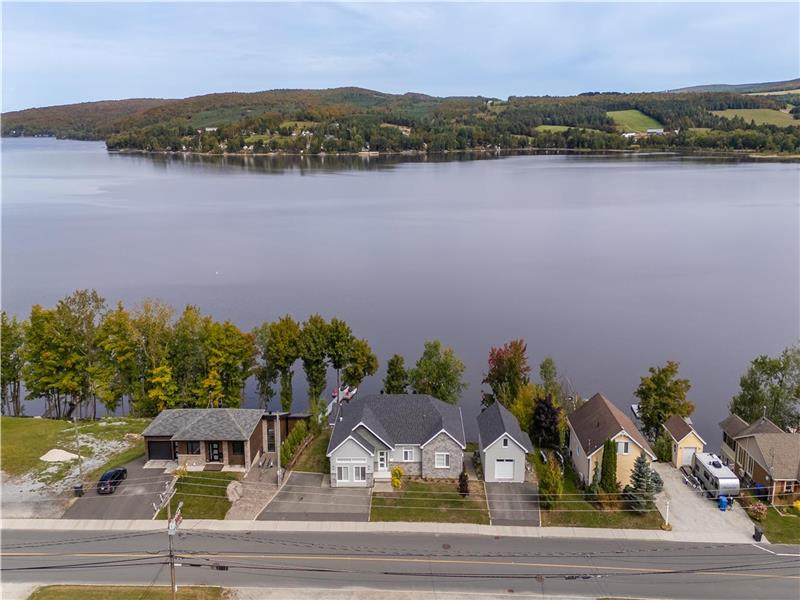 LE MODERNO DU LAC WILLIAM