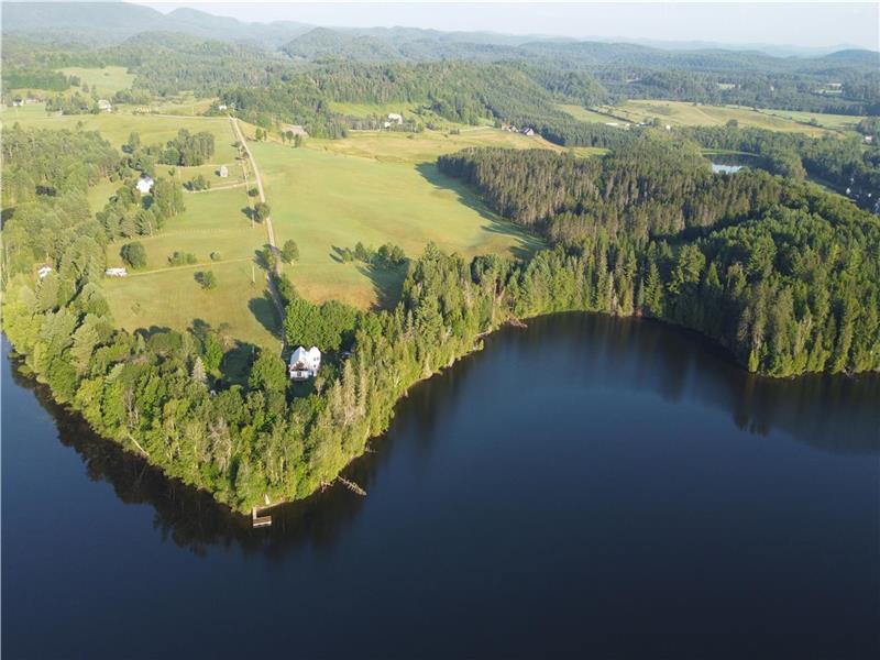 Chalet des Pins - Bord de l'eau ! Summer 2026 available