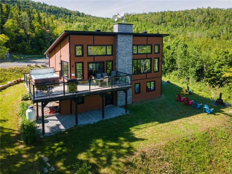 Hôtel à la maison - L'Archibald, spa et montagne!