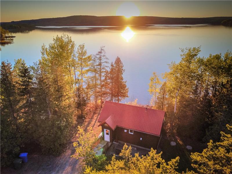 Le Huard | Lakefront & Private Dock