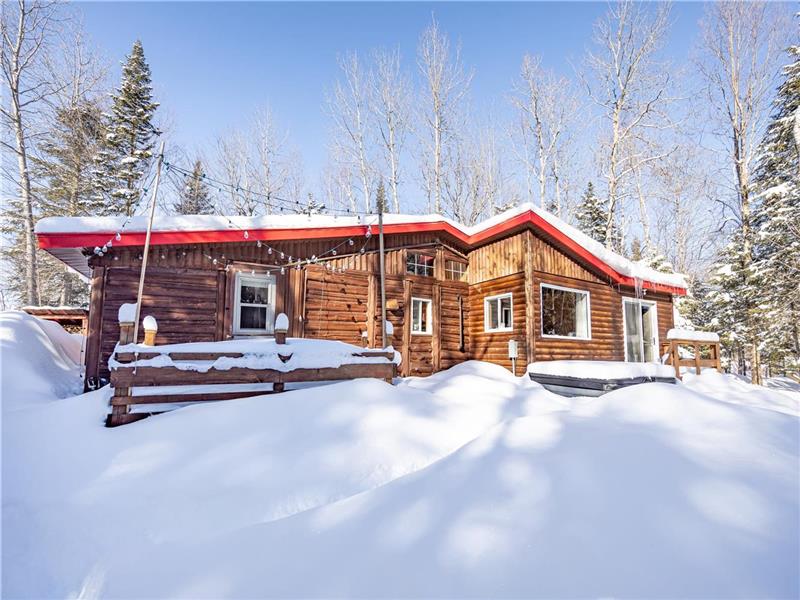 *Galaxia | Le Chaperon Rouge | hot tub | dogfriendly