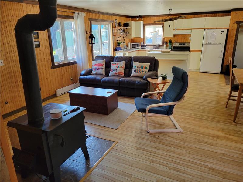 Chalet Bonaventure river