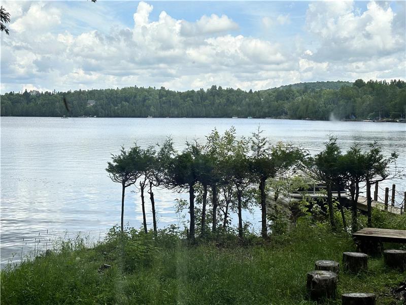 Lakefront Oasis - long term monthly