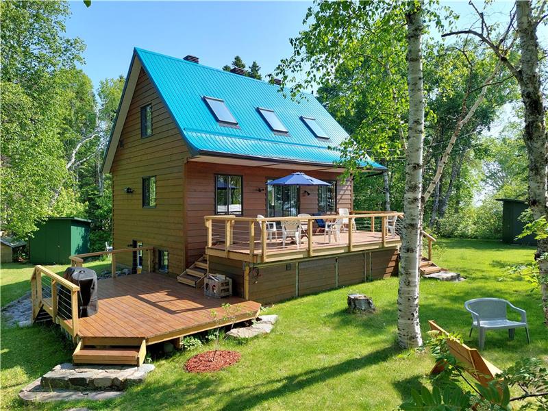 La Nef Bleue - Tadoussac - Côte-Nord - Saguenay/St-Laurent Marine Park - holiday stays and comfort