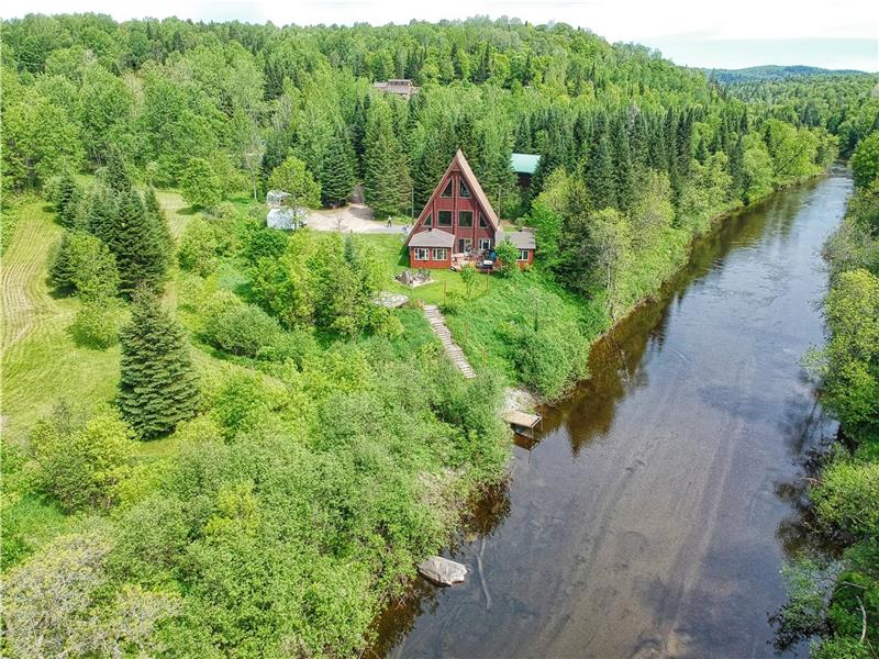 LA RIVIÈRE RÊVEUSE - BORD DE L'EAU, JACUZZI & SAUNA