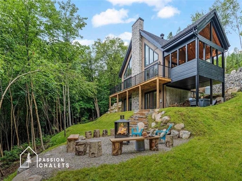 * PASSION CHALETS * | LE ROCHER | SPA – GAME TABLES – FIREPLACES – SKI VAL ST-CÔME – PRESTIGIOUS