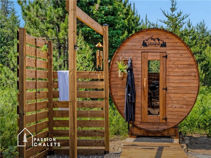 * PASSION CHALETS * | POD ÉVASION THERMALE | SPA - SAUNA - RIVER ACCESS - GLAMPING - FIREPLACE