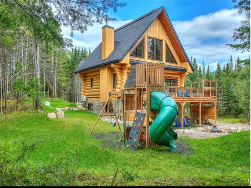 8km ski Mont-Tremblant Jaccuzi & dry Sauna, Billiard, fireplace & Lake Supérieur access