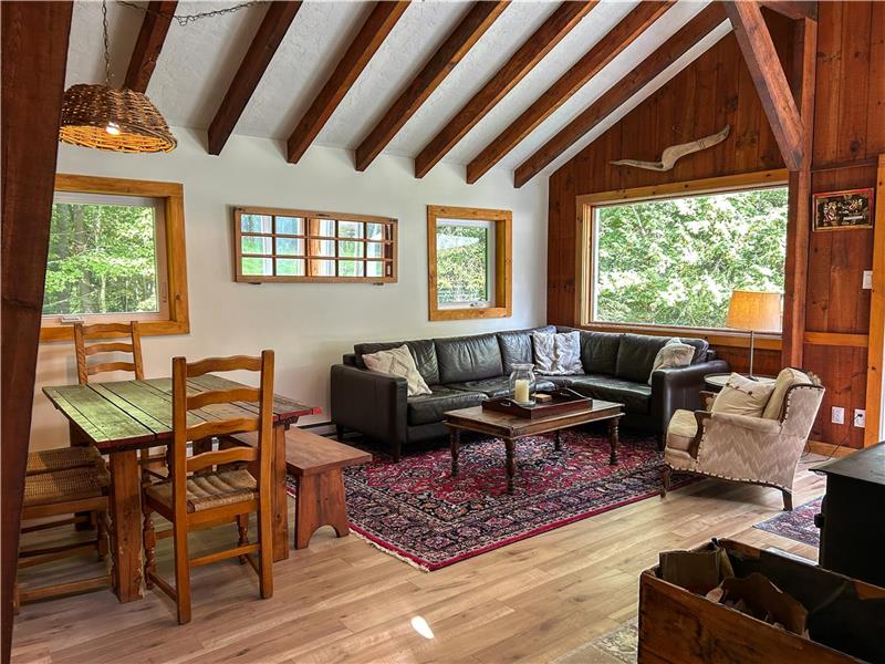 Le Nolka, Chalet rustique à Hatley/Ayer's Cliff (Estrie), avec spa