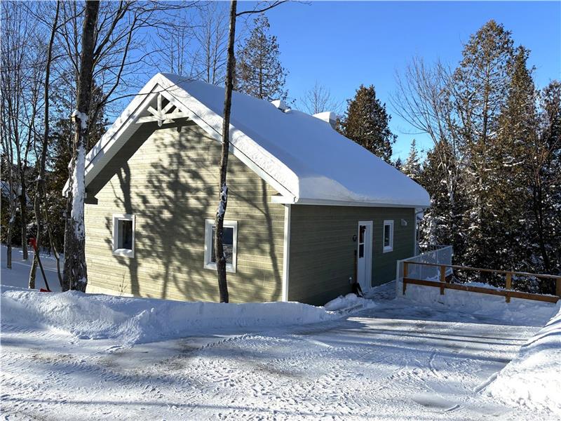 Ô Arpents Verts (Colibri) - Bord du lac St-Denis