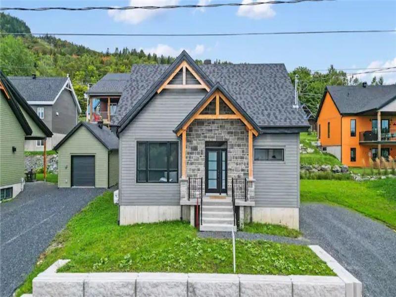 Chalet Le Grilou au pied du Mont Orignal