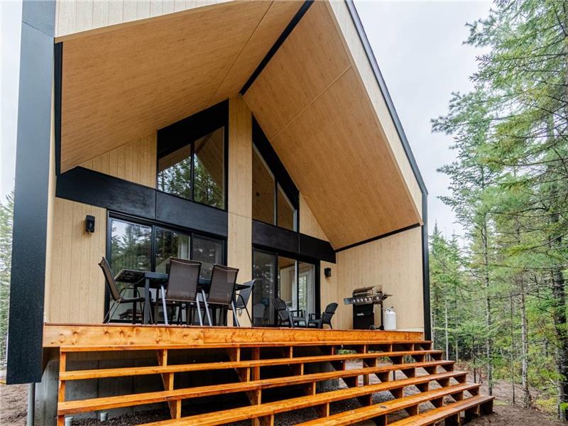 Le Stockholm | Private Spa • Pool Table • 12p