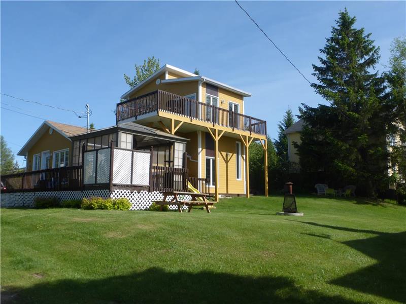 Chalet à louer St Gédéon Lac St Jean