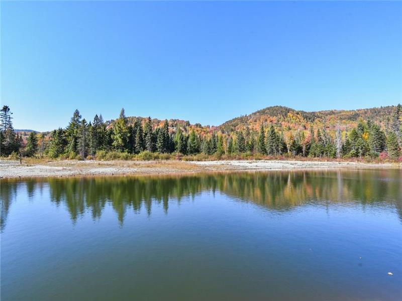 * PASSION CHALETS * | LA P'TITE VIE | SKI VAL ST-CÔME (800 meters) - FIREPLACES - LAKE - VOLLEBALL