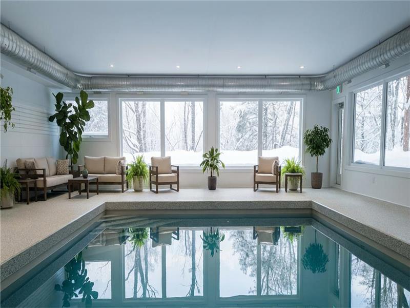 Villa 1 – Chaletswow,com – INDOOR POOL, SPA, SAUNA, GYM, DOCK, BOATS, BILLIARDS, ARCADE GAMES…