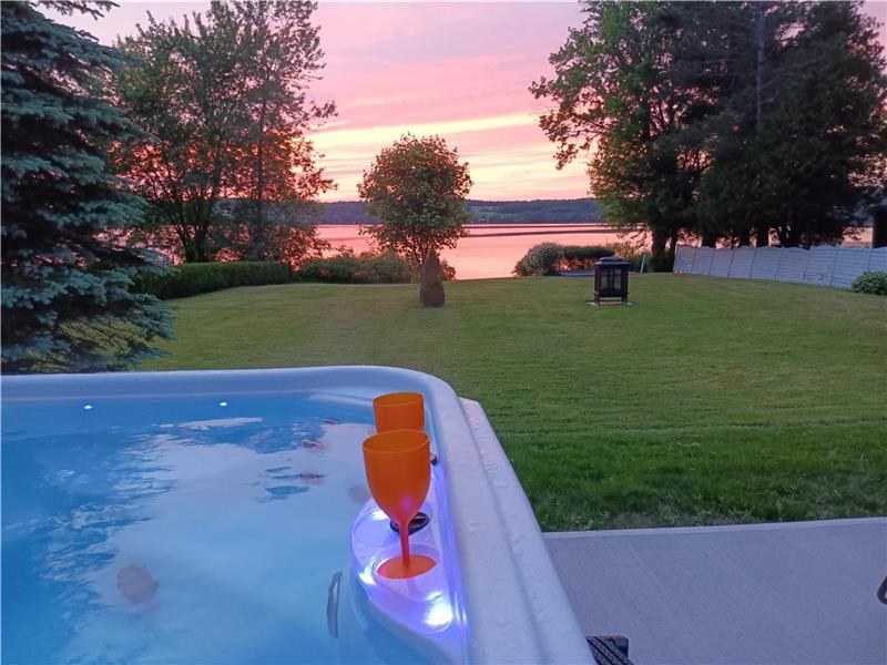 Chalet Le bonheur des Trois-Lacs - Bord de lac