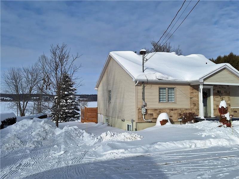 Chalet Le bonheur des Trois-Lacs - Bord de lac