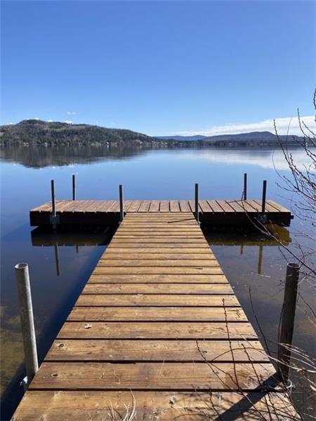 Le chalet ski, motoneige et bord du lac
