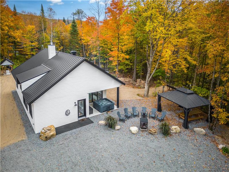 Chalet l'Exode - bord de la rivière & spa