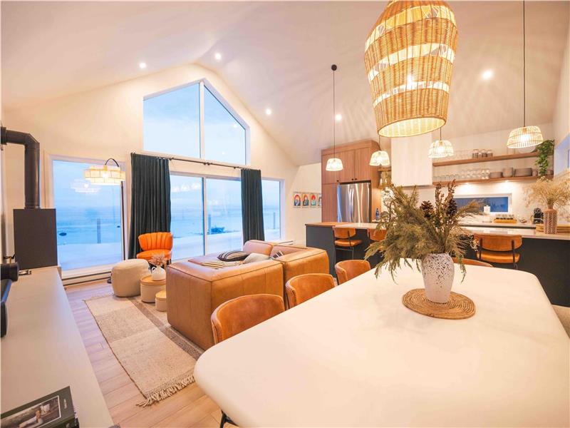 Phil Good - Grande-Pointe - Ski, River view