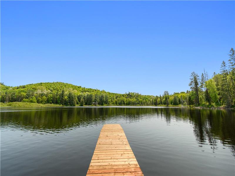 Chalet douillet en bord de lac