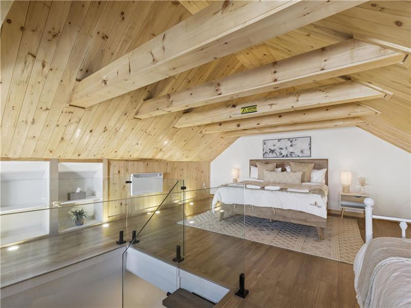 Escapade Chambly I 8BR Lake & Spa