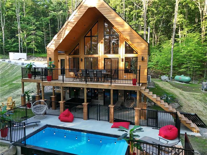 Havre des Cimes - Four-season Pool, Spa & Sauna nestled in the Forest!