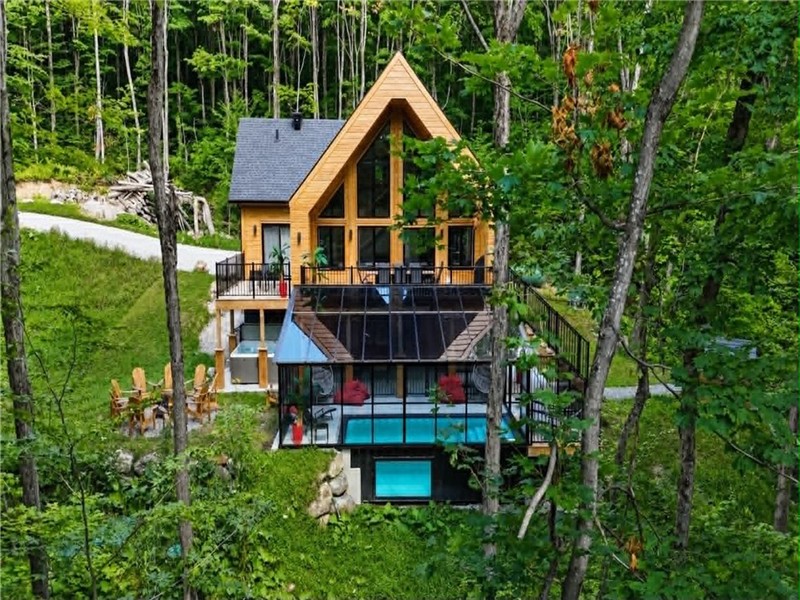 Havre des Cimes - Four-season Pool, Spa & Sauna nestled in the Forest!