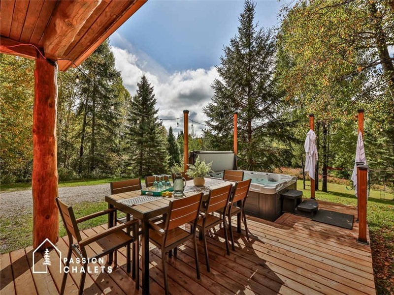 * PASSION CHALETS * | LODGE NAKAMO | SPA - ACCÈS SENTIERS MULTIFONCTIONNELS - FOYERS - MOTONEIGE