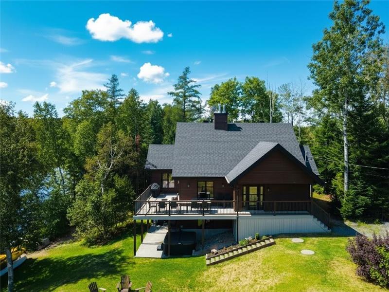 Spa et Bord du lac Mailloux | Le Rassembleur