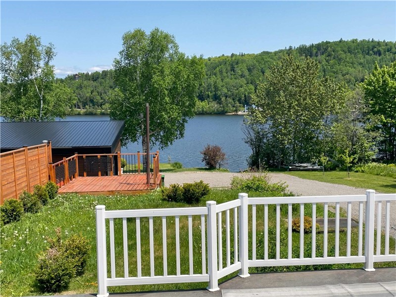Nature, Pool Table & Water Access | Le Highland
